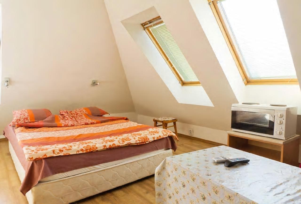 Stay Nexus Near Airport Szófia Kültér fotó